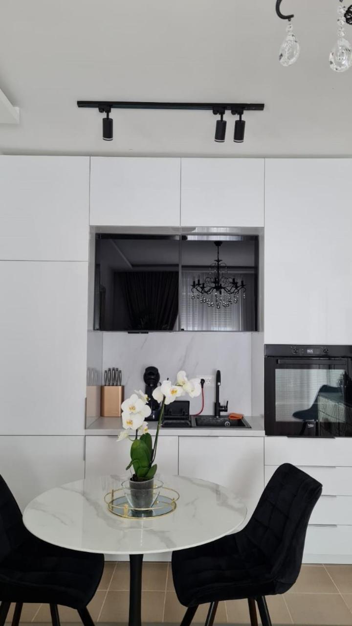 Apartment Zenith Tower